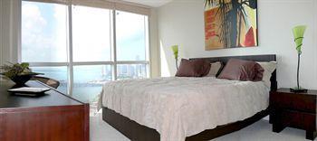 Opera Suites And Marina Doral Ngoại thất bức ảnh